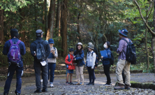 岐阜県・美濃加茂市の里山でさせてもらった案内を、　　　　　　[ Satoyama Schule ]で記事にしていただきました。